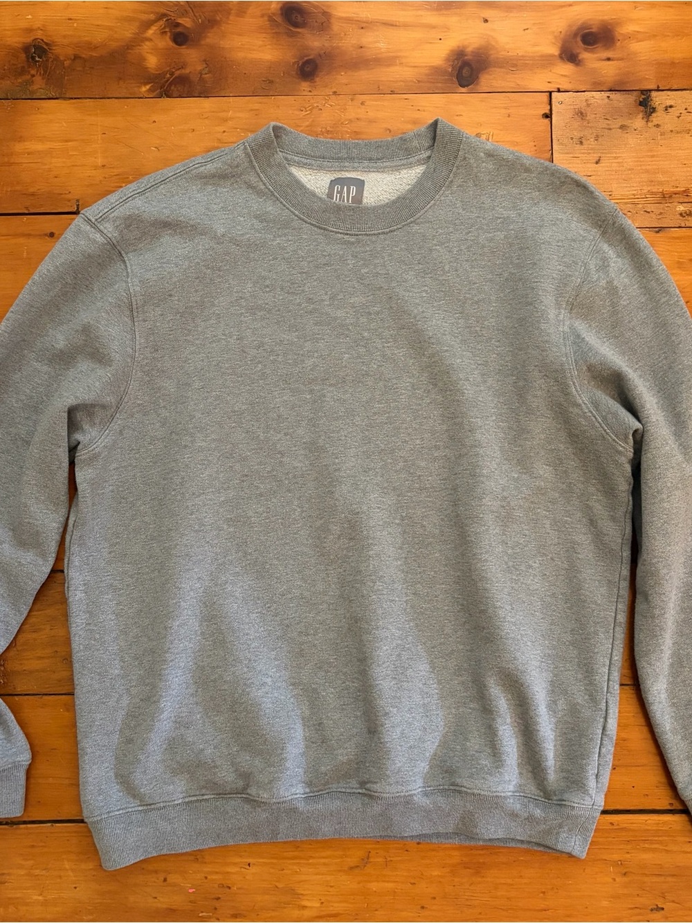 GAP Women’s Heather Gray Crewneck Sweatshirt